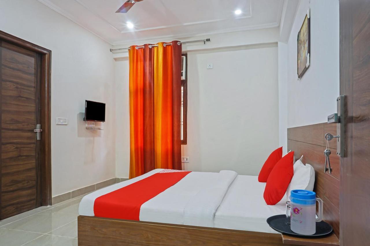Hotel O Quadis Noida Exterior foto