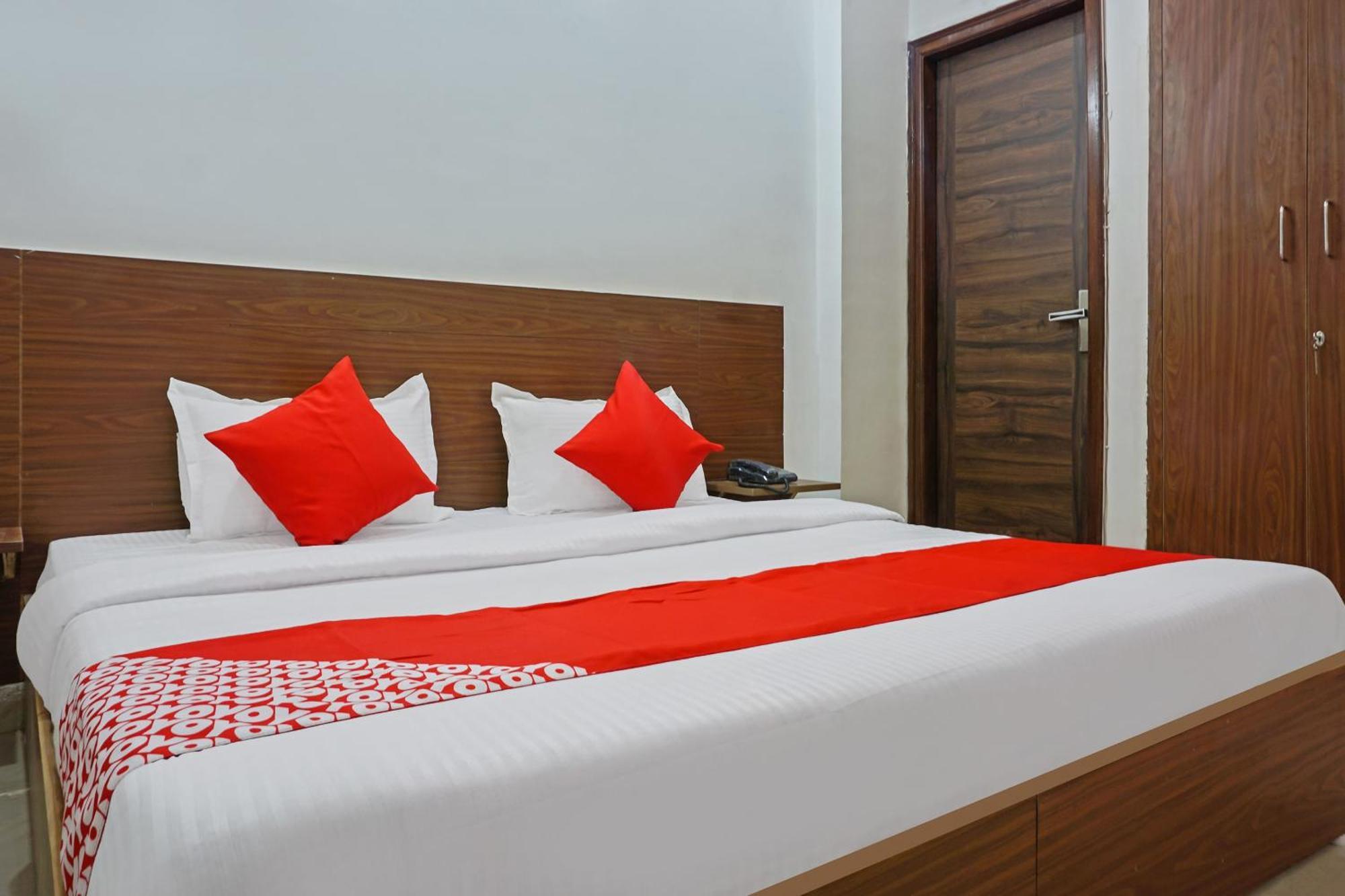 Hotel O Quadis Noida Exterior foto