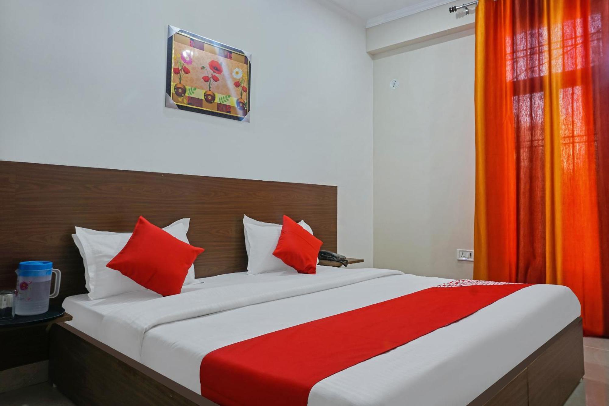 Hotel O Quadis Noida Exterior foto