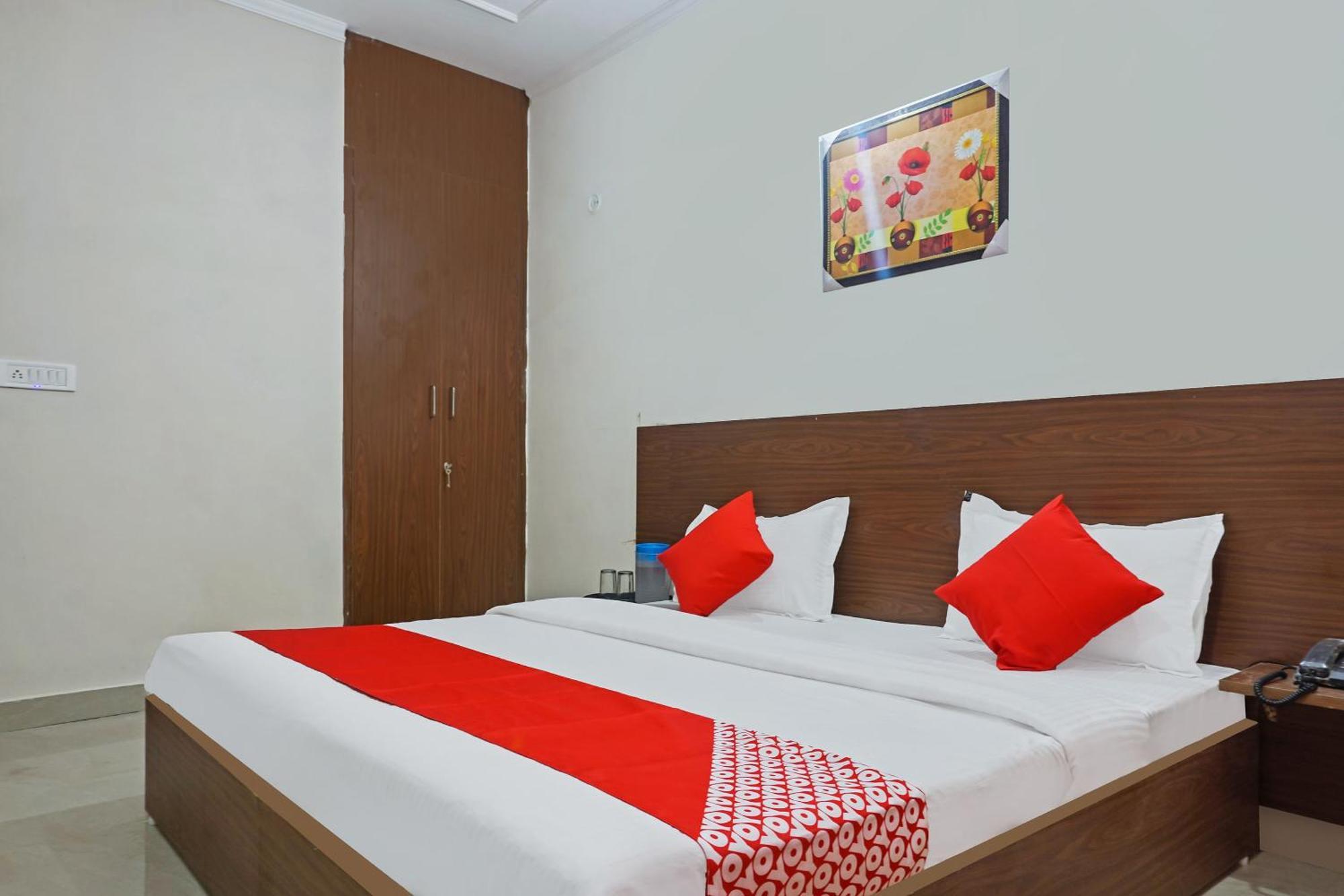Hotel O Quadis Noida Exterior foto